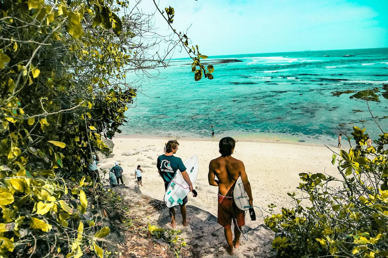 groepsreis Bali -Beste reistijd Bali - Klimaat Bali - Canggu Bali - Doorreis Bali - Bali Beachbars - vakantie in Bali - Reizen in Bali - Surfen in Bali