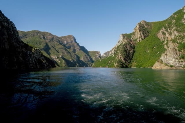 Komani lake